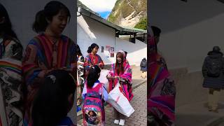 【マチュピチュ村でクリスマスプレゼント?配ったよ】