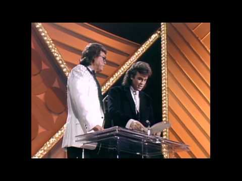 Reba McEntire Wins Top Female Vocalist - ACM Awards 1986