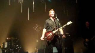 Queens Of The Stone Age - I Was A Teenage Hand Model (Sound Academy 03/29/11)