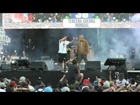 Tom Crowley V/S Jota "Batalla de los Gallos" Chile 2015