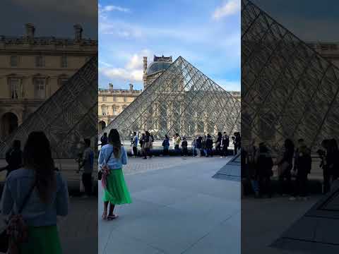 Paris, França 🇫🇷 - pirâmide do Louvre | Paris 4K