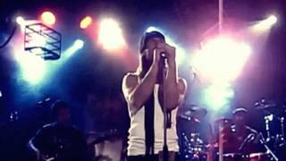 MIGUEL CAMPELLO MARCHITÁNDOSE BARCELONA (SALA BIKINI)