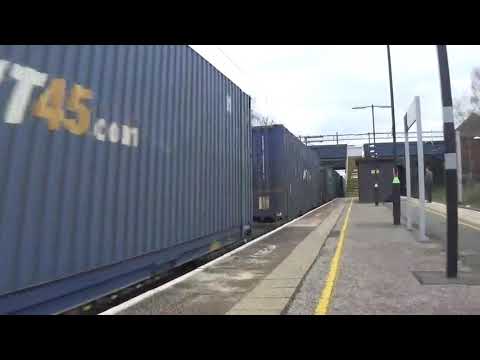 Class 90 DB Schenker and class 90 Malcolm coming through Acton bridge