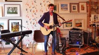 Mark W Georgsson playing &quot;Oh My Dear Friend&quot; at a Braemar Gallery session, Scotland, July 2017