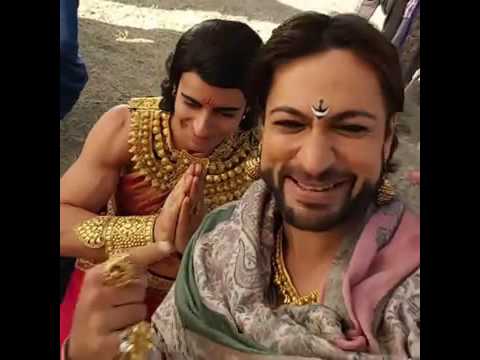 Karn n Duryodhan having fun on sets