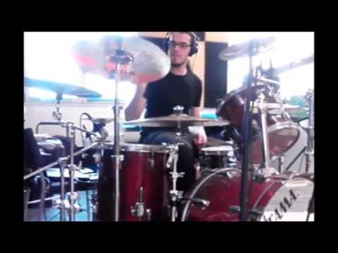 Alberto Balboni feat. Foo Fighters - ''Everlong'' -DRUM Cover- (20/01/2014)