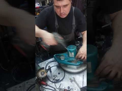 Очень быстро меняем якорь на отрезном станке по металлу Makita 2414NB