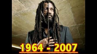 LUCKY DUBE - Fugitive lyrics
