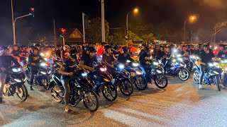 Download lagu Geng Y15 & Y16 Turun Padang #rempit #viral #fyp mp3