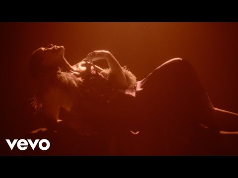 JESSIE WARE - SAUNA