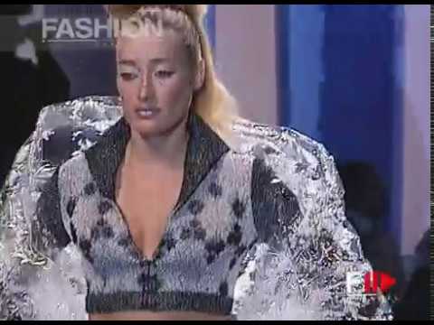 "Missoni" Autumn Winter 1995 1996 Milan 5 of 6 pret a porter woman by FashionChannel