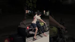 Download lagu Ngajarin istri gemoy naik herex #herex #vlog #prank #storywa mp3