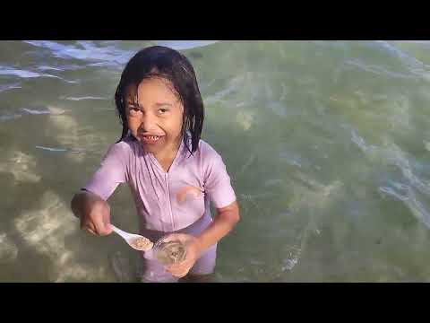 Shireen @sopapei beach