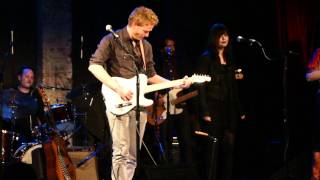 teddy thompson (& the band ) feat.  jenni muldaur  --  baby,tell me what you want