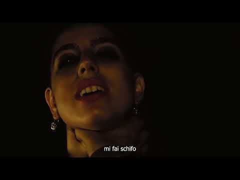 Quello che resta fuori (short)