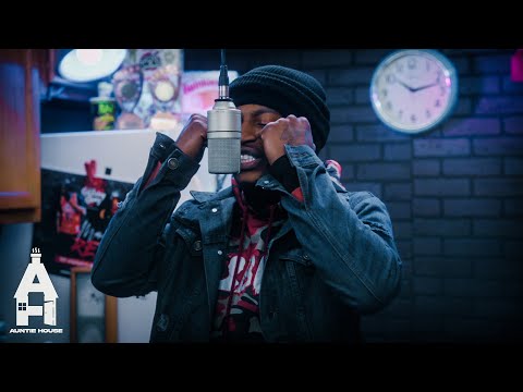 Dee Potts -  Fuxk Em | Auntie House Performance 🎙