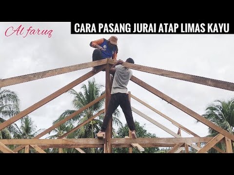 How to install a wooden pyramid roof ridge