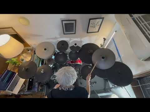 300 bpm double bass drum (single strokes)