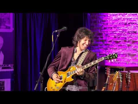 Davy Knowles - Outside Women Blues - 4/27/25 The Iridium - New York City