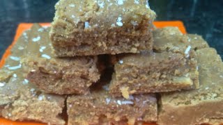 Download lagu तिल गुड के चक्के बनाने का सही तरीका/Til gur Chakke Recipe/Amita ki KITCHEN se mp3