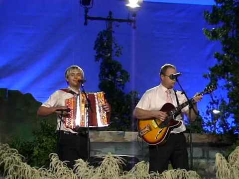 Ansambel Gorski cvet - Po senu vsa dišiš (v živo)