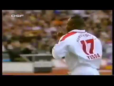 Tony Yeboah (Hamburgo) - 20/09/1998 - Bayern Munique 5x3 Hamburgo - 1 gol