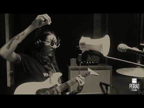 Chelo Lion and his Yellow Fingers - Jack and Jaycon: My Friends (One Man Band)