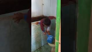 Download lagu AZKA BELAJAR EEK DAN CEBOK SENDIRI DI KAMAR MANDI YANG AMAN mp3 Download lagu AZKA BELAJAR EEK DAN CEBOK SENDIRI DI KAMAR MANDI YANG AMAN mp3