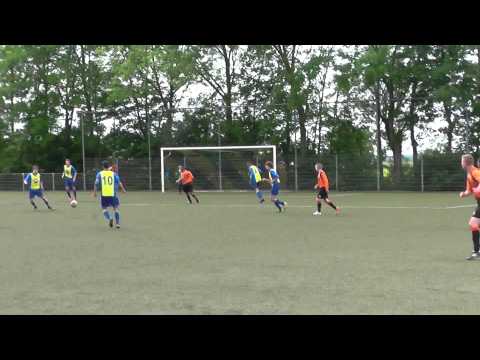 24 mei 2014 AFC'34 B1 - VV De Meern B1 nacomp 4-1 Spelmoment