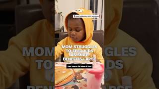 Download lagu Mom struggles to feed kids as SNAP benefits lapse mp3