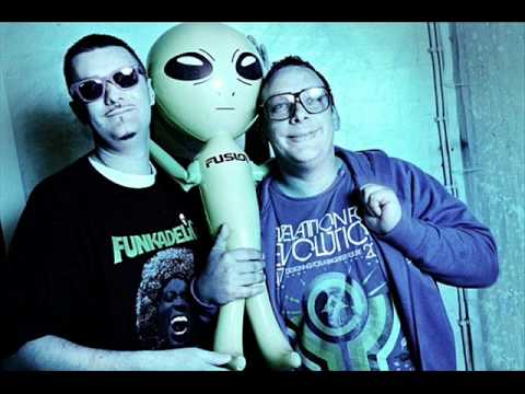 Baby Dooks - Pelle Pelle reklama (1999.)