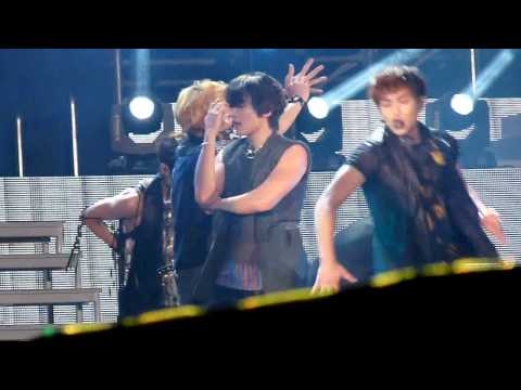 [HD FANCAM] 130115 The 27th Golden Disk Awards Live in Malaysia - SHINee (Sherlock)