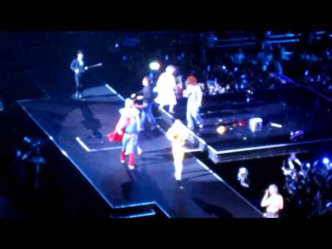 10/3/2012 Super Show 4 in Macau - Good Friends