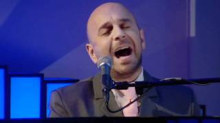 Elio Pace - Honesty (Live on 'Weekend Wogan' BBC Radio 2)