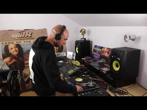 Chumi Dj facebook live Abril 2021 💙💛  ESPECIAL HOOK TORREVIEJA 🎧🎵 🔥🔥