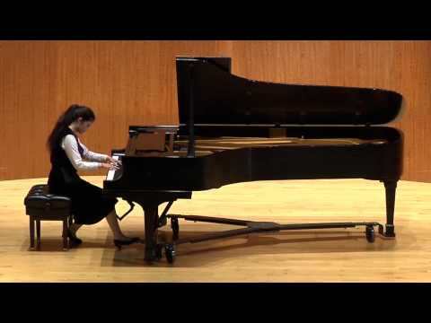 Carolyn Engargiola performs Bach's Prelude and Fugue in B flat major, BWV 866
