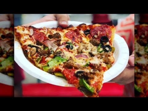 How Costco's Delicious Pizza Is Really Made
