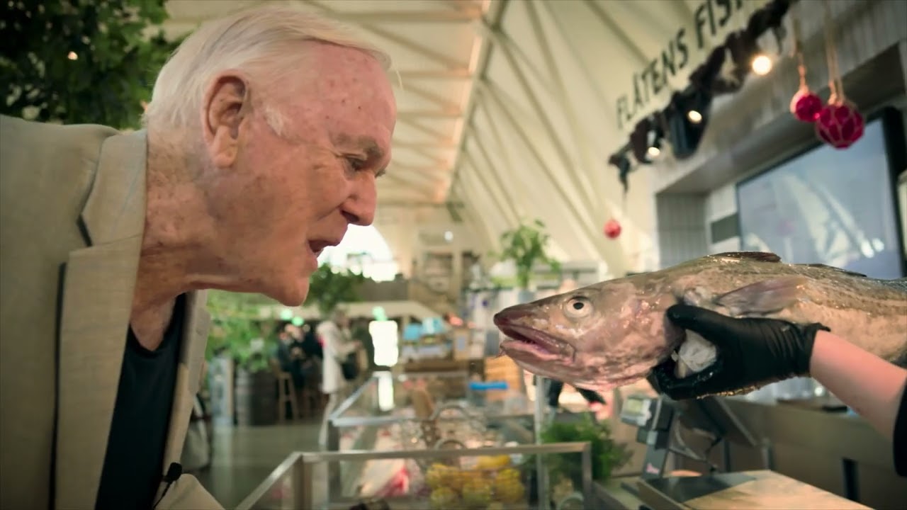 John Cleese Packs It Up Trailer