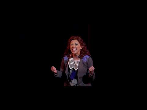 Vidéo Funny Gilr au théâtre Marigny à Paris