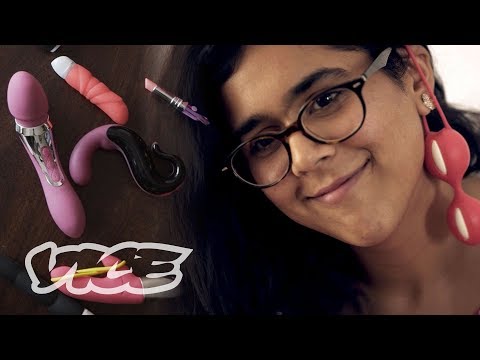 download lagu mp3 mp4 Mumbai Sex Toy, download lagu Mumbai Sex Toy gratis, unduh video klip Mumbai Sex Toy