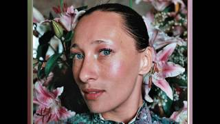 Georgia - No One Person Can Ever Be The Center