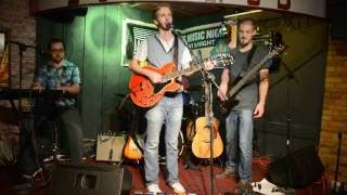 Ian Kimmel & The Heard / Don't Come Out Of Your Hole