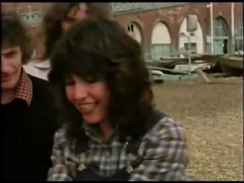 Swap-Shop (7/3/1981) On the road with 10cc clip