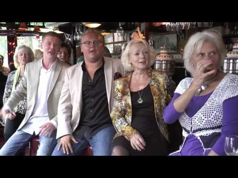 ''in je kroegie '' Davey & Robin