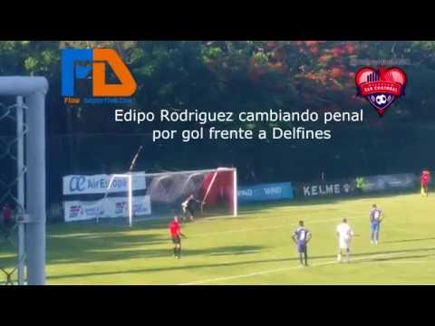 Gol de penal de Edipo Rodriguez