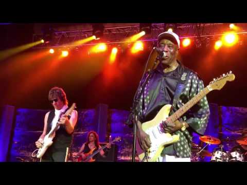 Jeff Beck & Buddy Guy - Let Me Love You Baby - Meadow Brook Music Theater