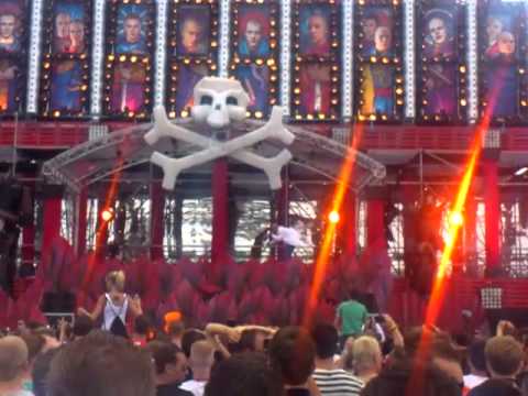TNT aka Technoboy Tuneboy start at DEFQON.1 2012