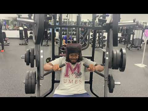 WINTER BULK DAY 32 CHEST TRICEPS AND SHOULDERS