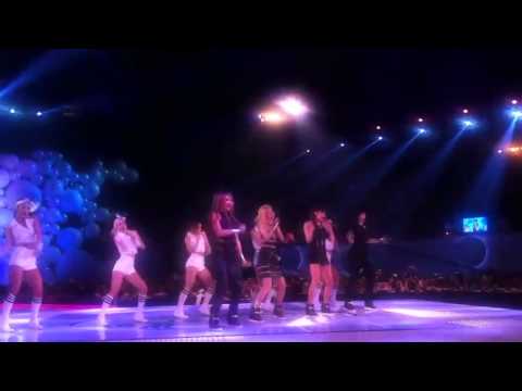 130718 2NE1 "Falling In Love" at MNET 20's Choice Awards