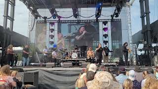 J Boog &quot;Lifetime lover&quot; (live) at Reggae RiseUp 2023